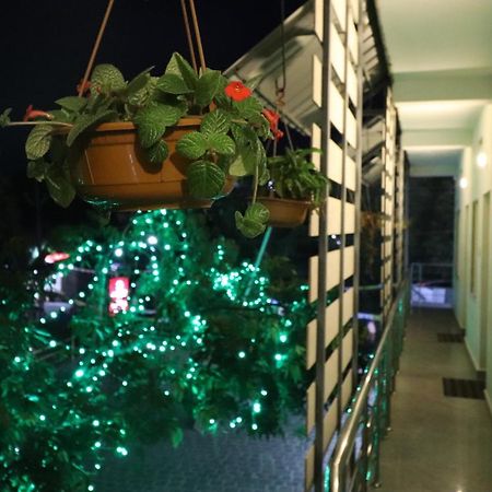 Jippus Galaxy Budget Air Port Hotel Kochi ภายนอก รูปภาพ